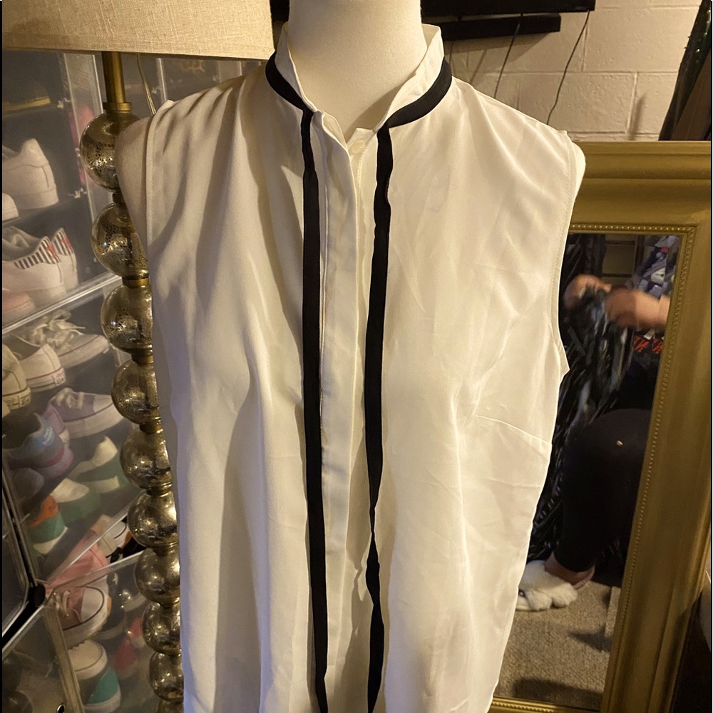 NWT H&M shirt